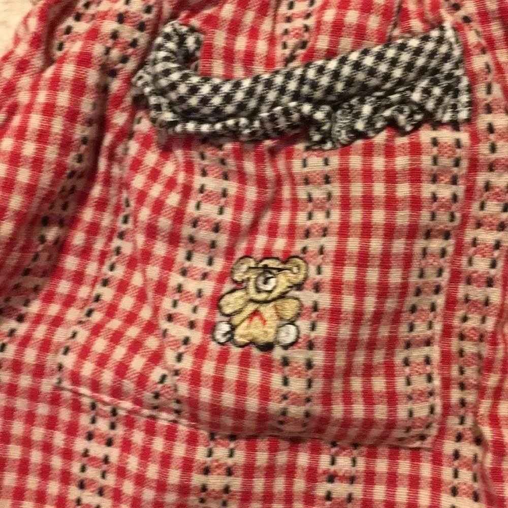 Zyno teddy bear shirt and overall outfit